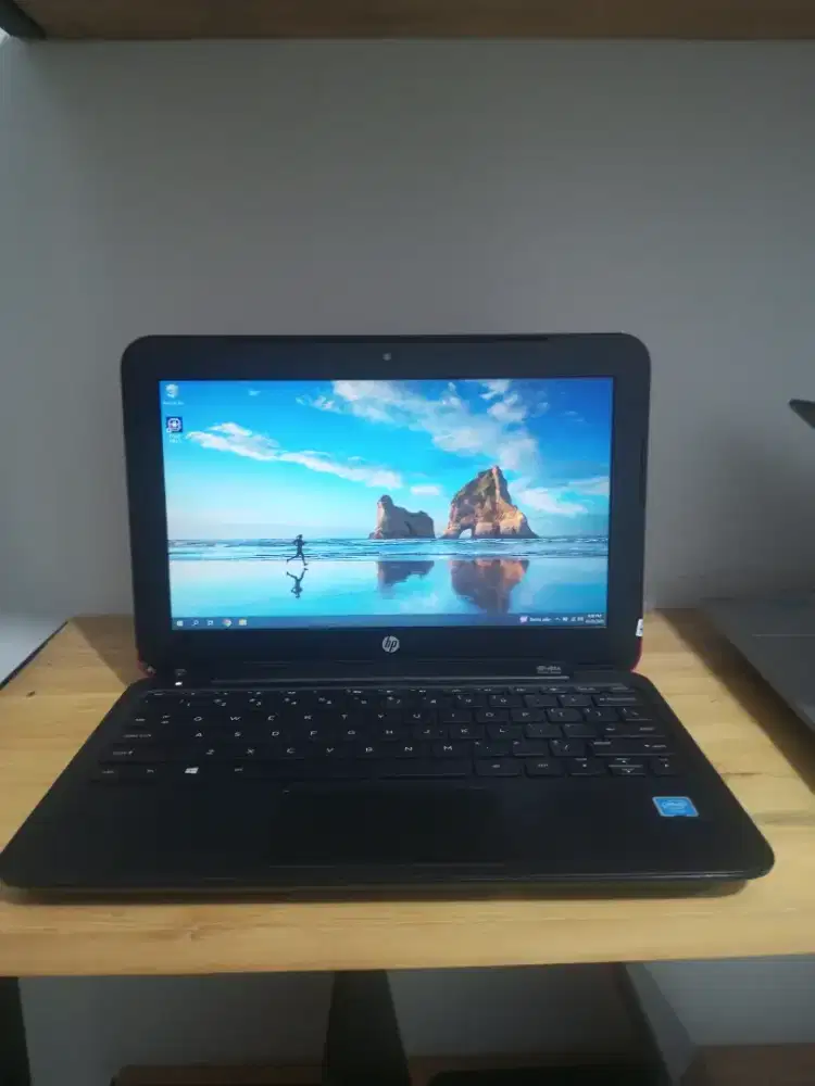 HP Pavilion 11 Intel N2840 DDR 2GB SSD 128GB LED 12  baterai 4 jam