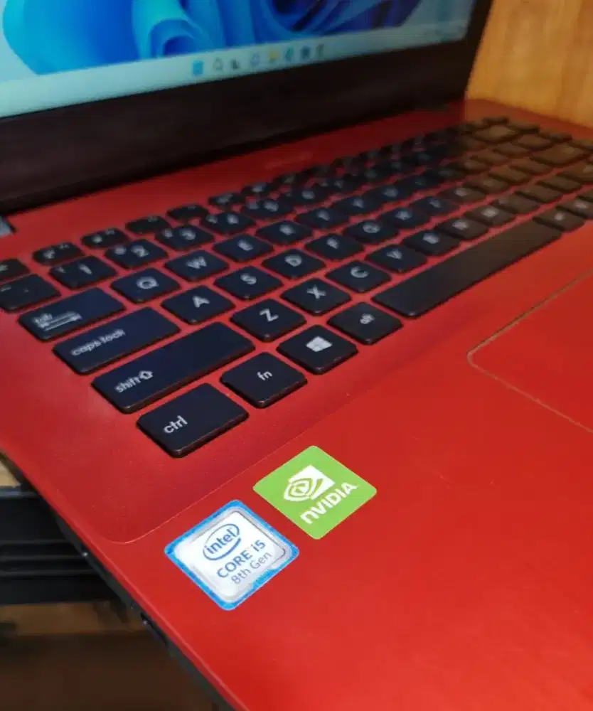 LAPTOP ASUS SPEK GAME DAN DESIGN. MODEL SLIM. SIAP KERJA BERAT