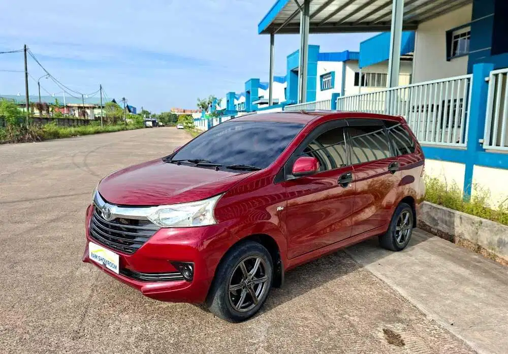 TOYOTA AVANZA E 1.3 AT 2016