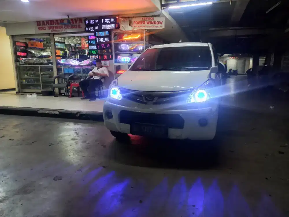 Biled Projektor super pocus