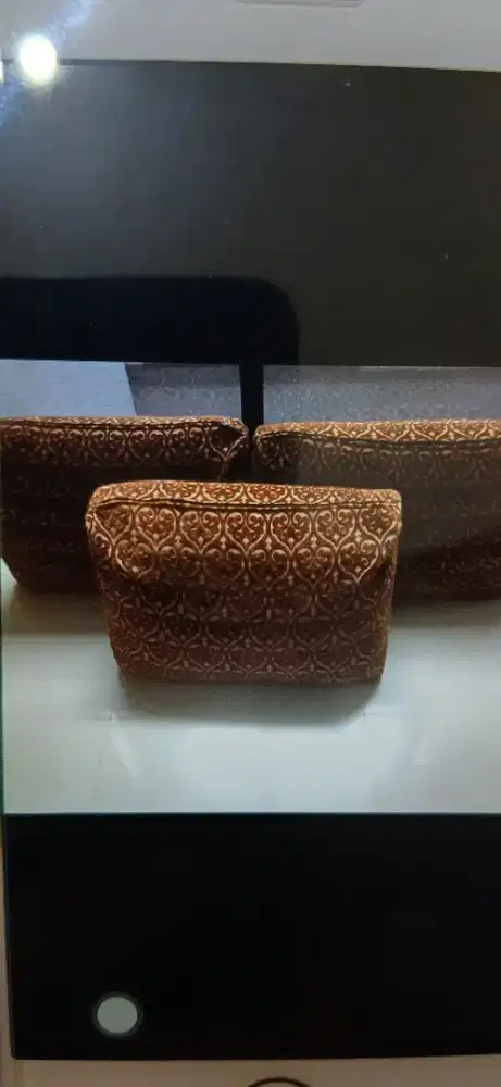 Bantal cokelat jumbo