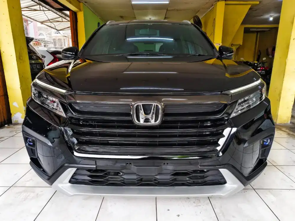 HONDA BRV PRESTIGE AT 2022 MATIC LIKE NEW BR-V GOOD CONDITION