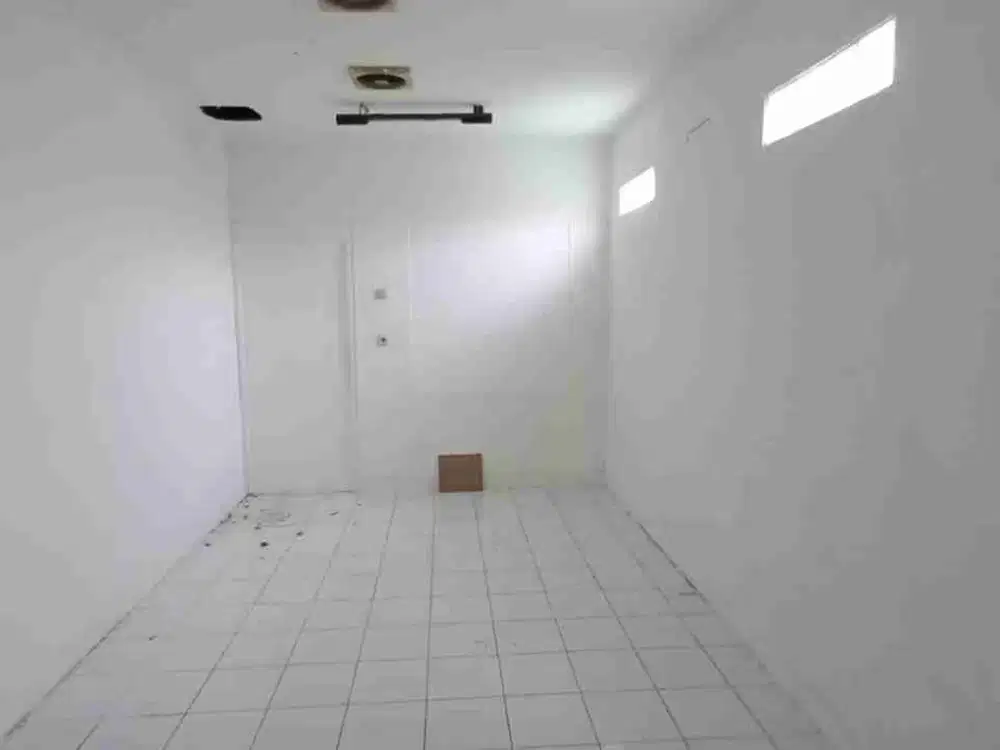 Disewakan Ruang Usaha Mainroad Buah Batu