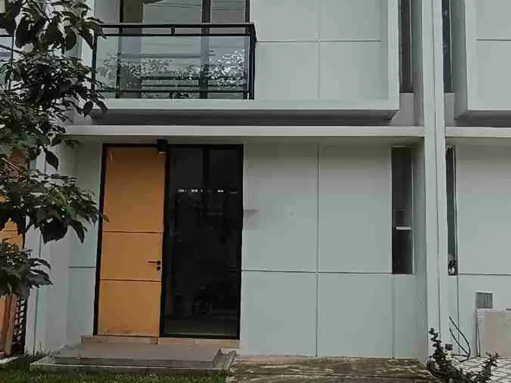 Rumah Cendana Dijual  di Lippo Utara Karawaci dekat pintu tol & halte transjkt