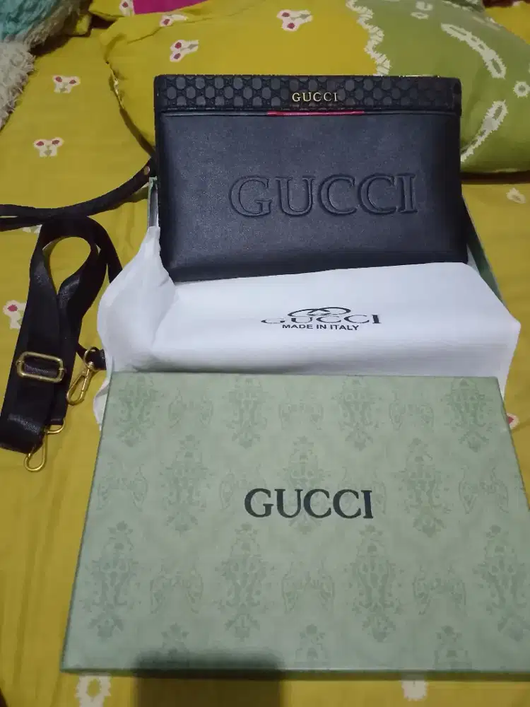 Tas/Pouch. Bisa untuk kemana aja