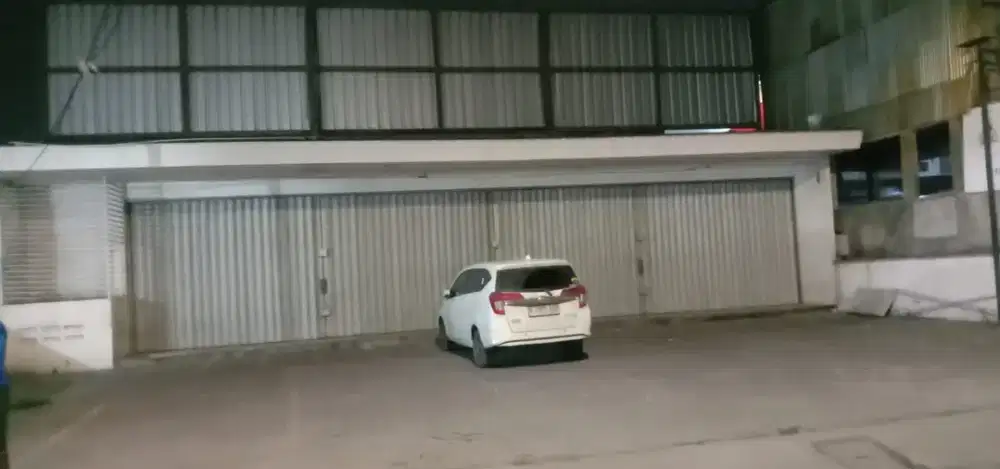 Disewakan ruko di jl.raya Seroja harapan jaya Bekasi Utara