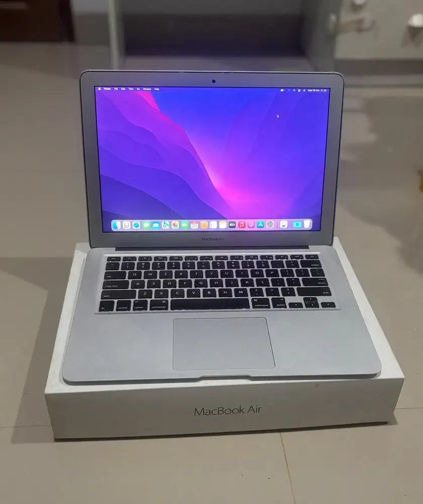 Macbook Air 2015 4/128GB Like New Ex Garansi Resmi Indonesia