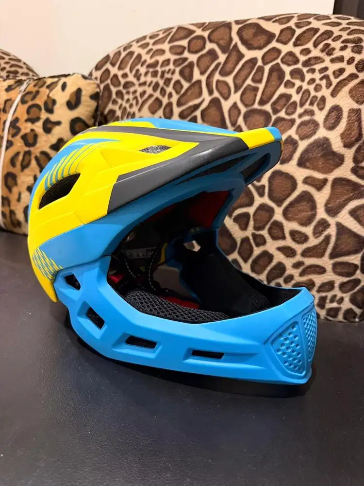 Helm pushbike anak