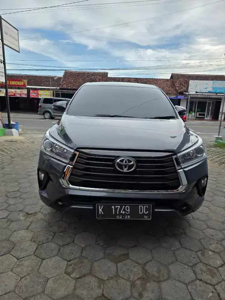 Innova v diesel matic tahun 2021