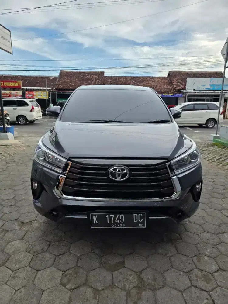 Innova v 2.4 matic tahun 2021