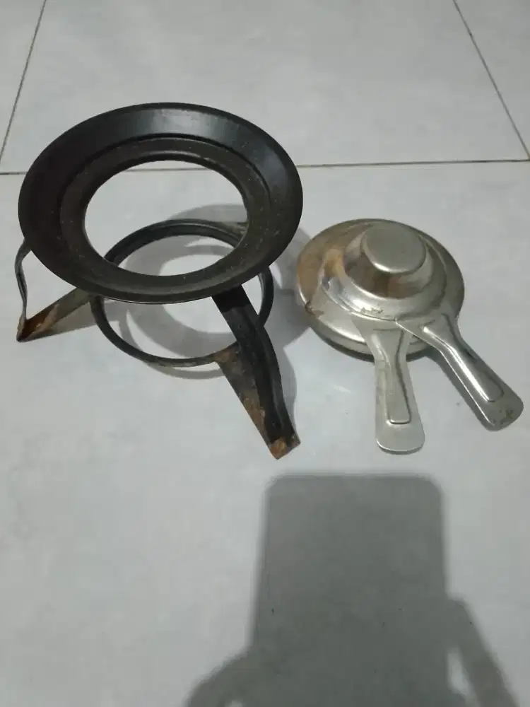 Tatakan dan kompor spertus