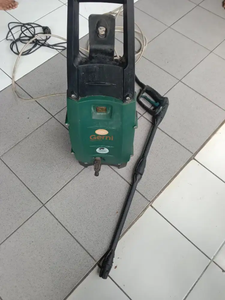 Jet pumn mesin cuci mobil