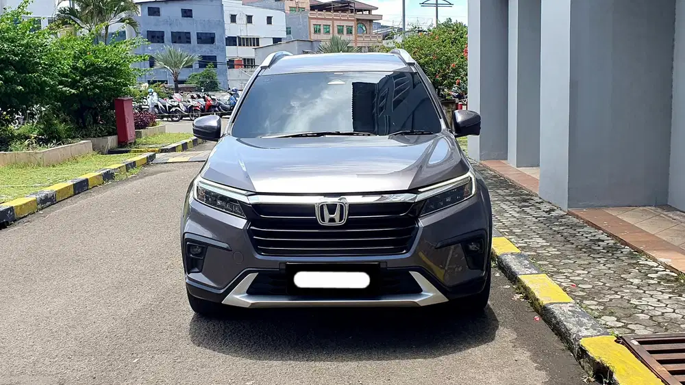 Honda brv prestige sensing 2022 pakai 2023 abu matic