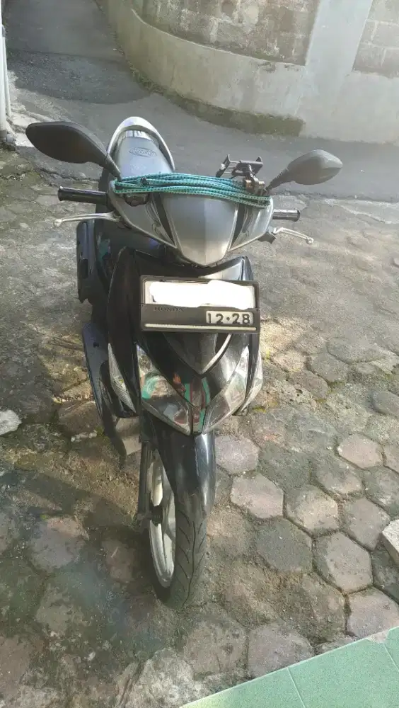 Vario 110cc karbu tahun 2011