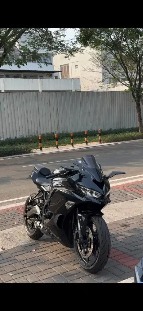 Kawasaki ZX25R non abs 2022