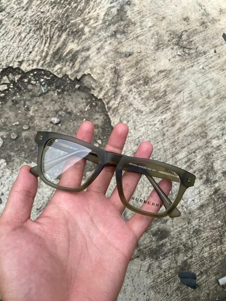 Frame kacamata burberry