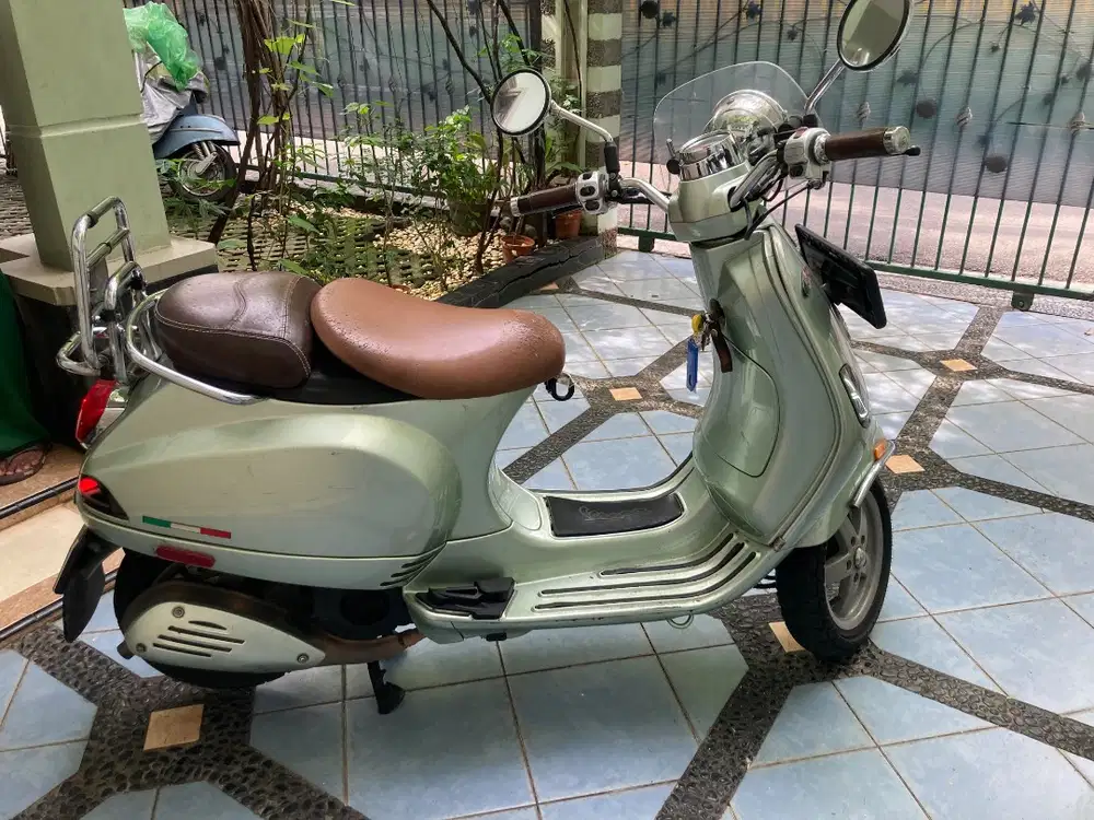 Vespa matic Lxv 150cc