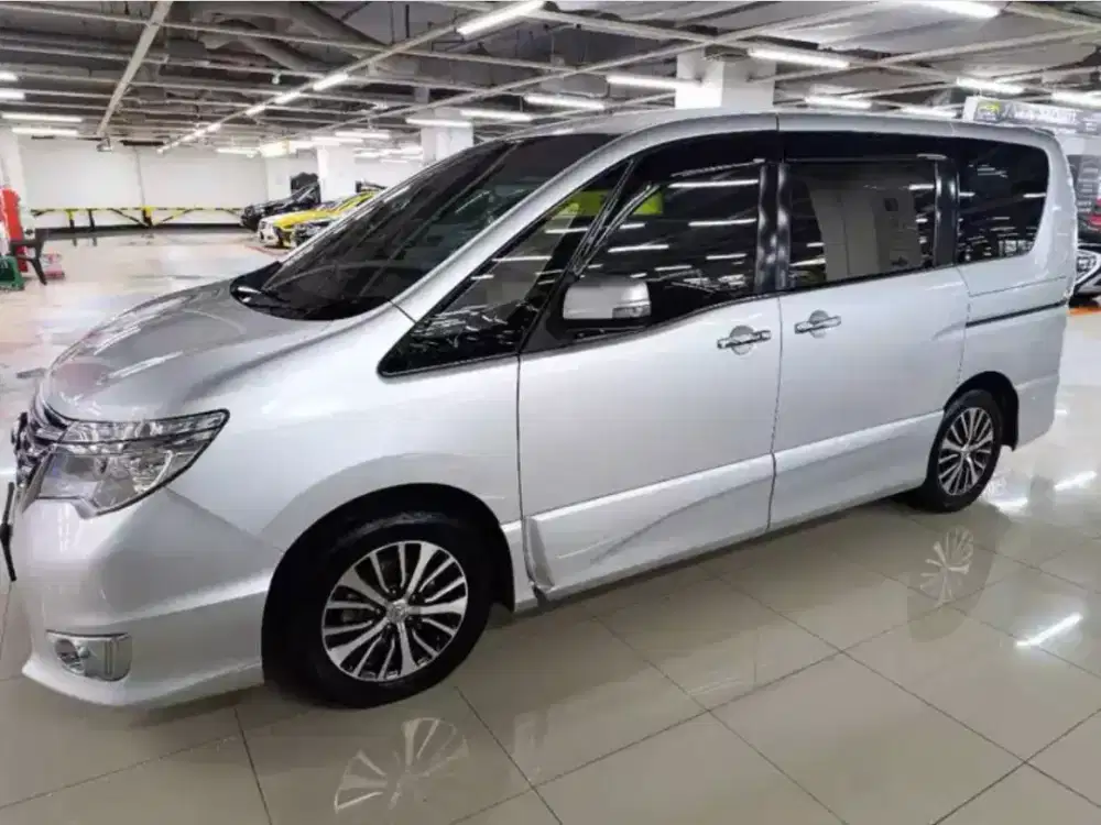 NISSAN Serena HWS 2015 At siap pakai
