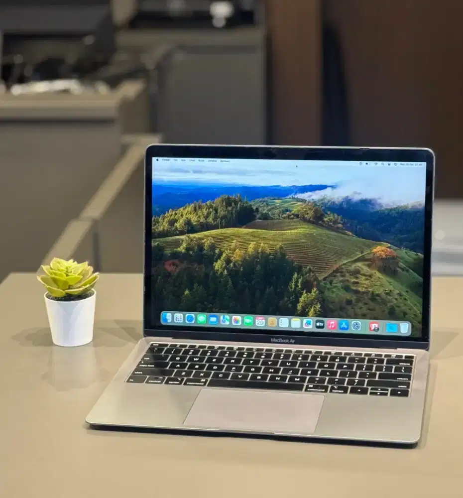 Macbook Air 2019 i5 8/128GB