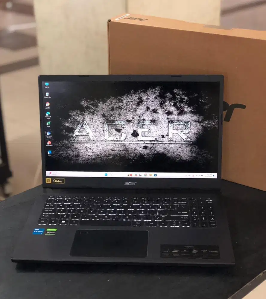 Acer Aspire 7 A715-76G i5-12450H Ram 8GB SSD VGA GTX 1650 4GB