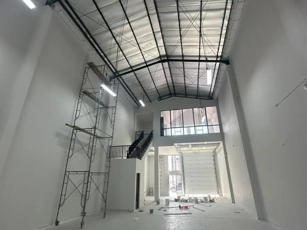 Disewakan Gudang Bizpark PIK2, 12x30, Hoek