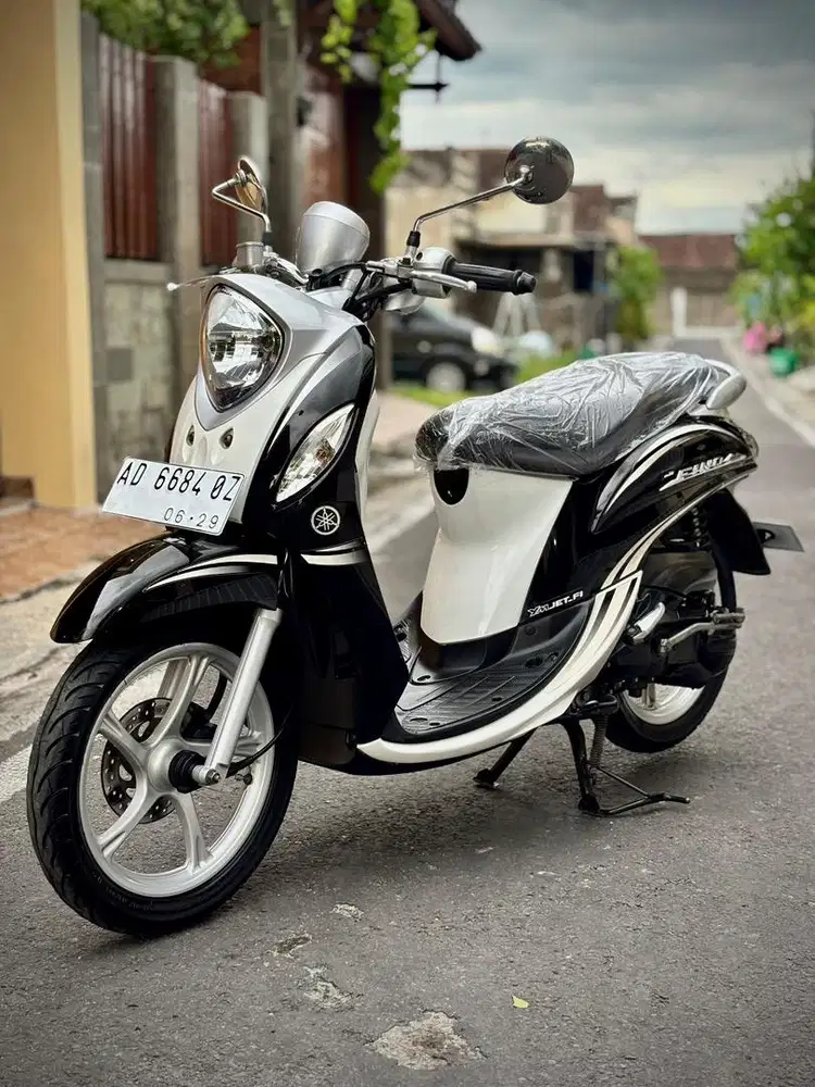 YAMAHA MIO FINO PREMIUM AD KARANGANYAR