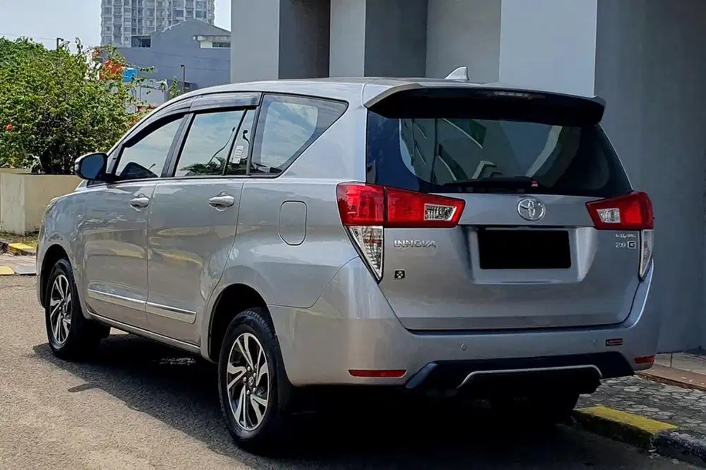 Jual innova diesel pakai dari baru