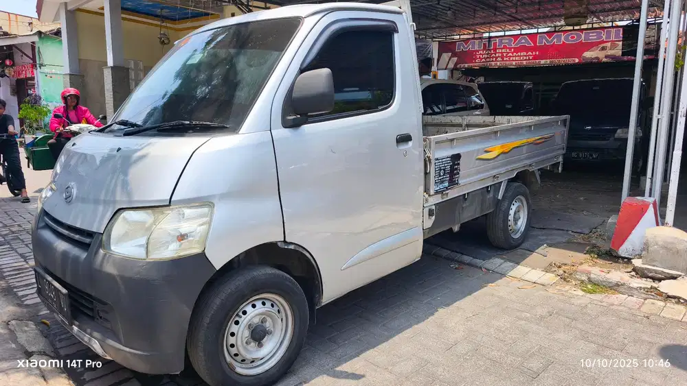 Pickup Daihatsu Granmax 1.5 2016 Silver Plat L pajak panjang mau mau?