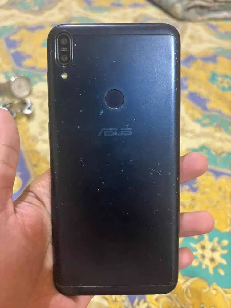 asus zenfone max pro m1