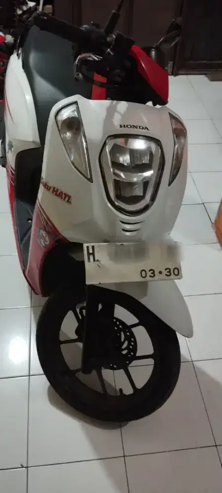Dijual Motor Genio 2010