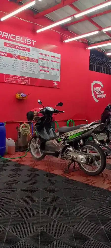 Nouvo z hitam silver