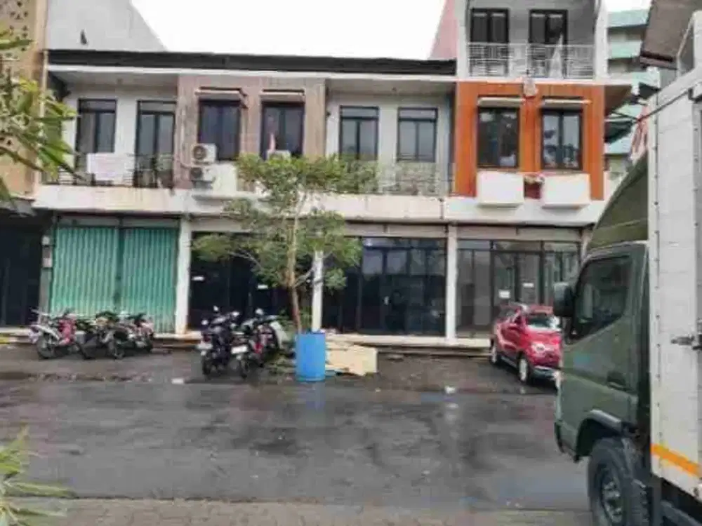 Ruko Strategis Bagus 2 lantai Ubud village Ciledug Tangerang