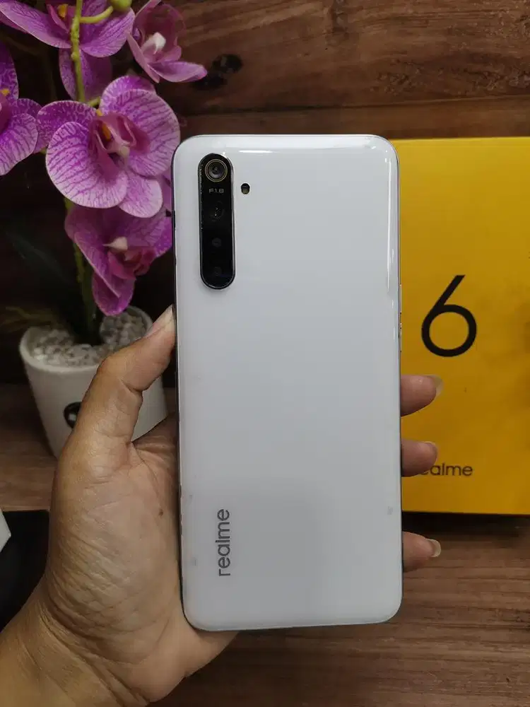 realme 6 pro ram 8 128gb white mulus bisa tuker tambah