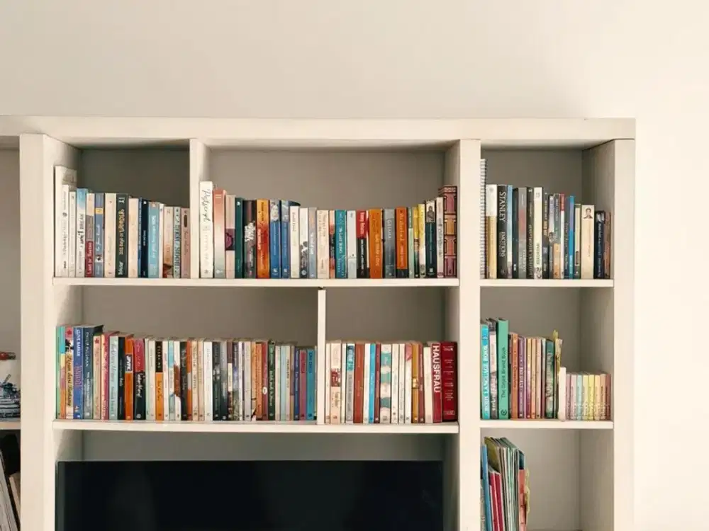 DIJUAL RUMAH CANTIK   SIAP HUNI di GRAHA RAYA   Nempel Alsut