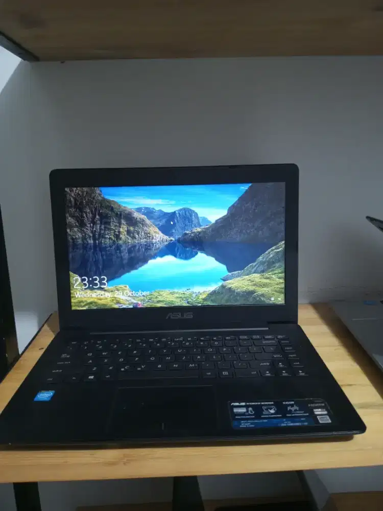 Asus X453M Slim N2840 RAM DDR 8GB SSD 128GB LED 14 baterai 3 Jam
