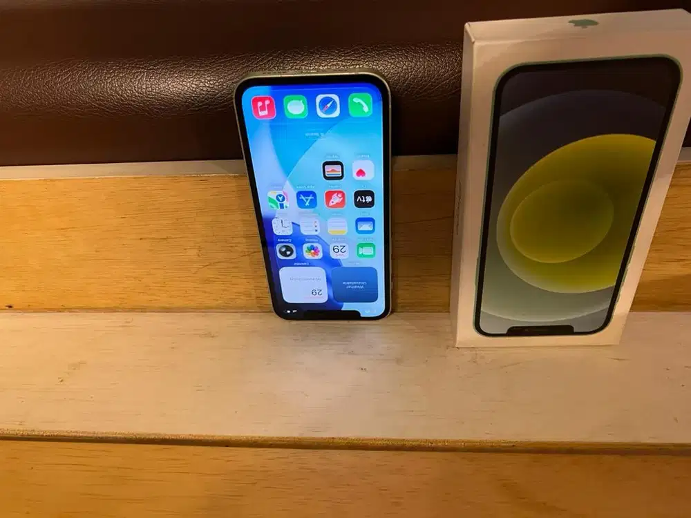 iphone 12 128gb tetap mulus guys