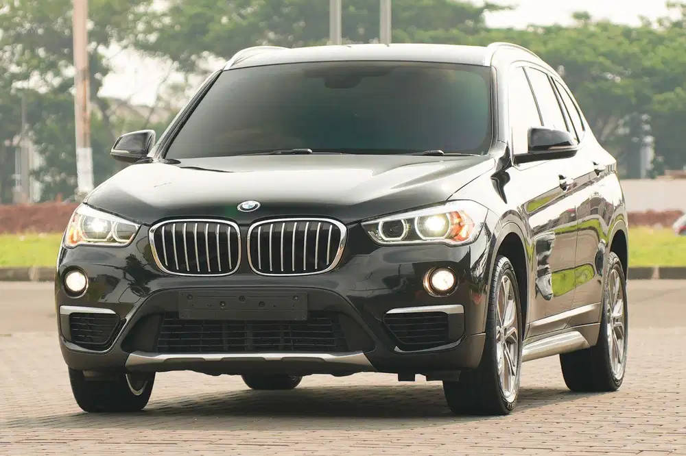 Super Antix 15K! BMW X1 F48 XLine 2019 Panoramic c200 320i cx5 crv