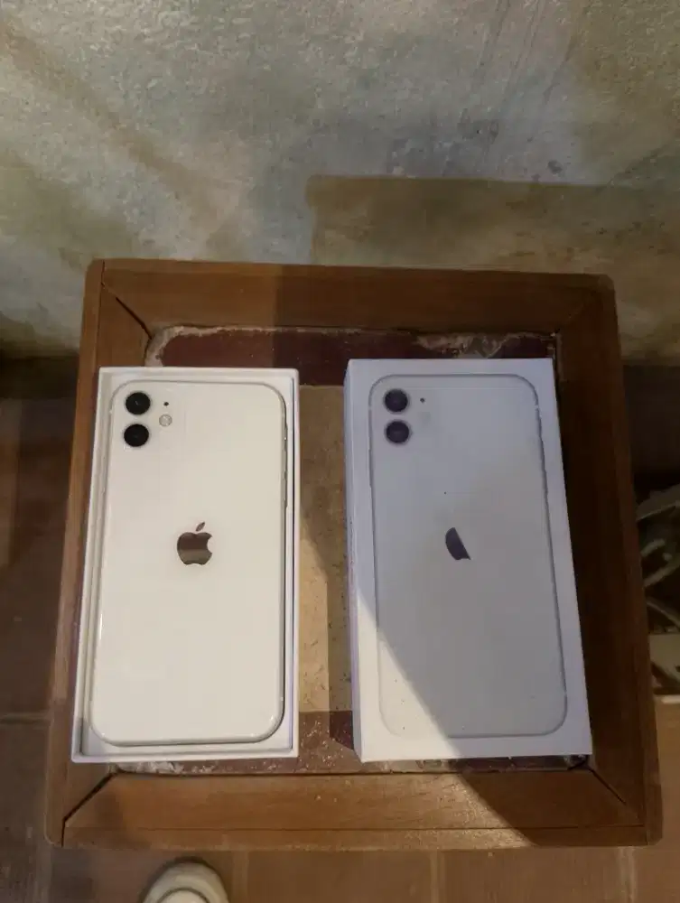 Iphone 11 128gb sedia case