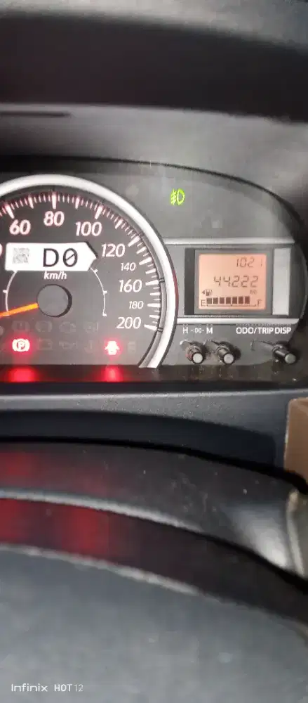 Dijual cepat mobil calya type g mt tahun 2018,warna putih,