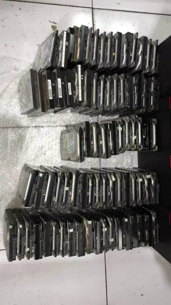 Di cari hardisk rusak bekas