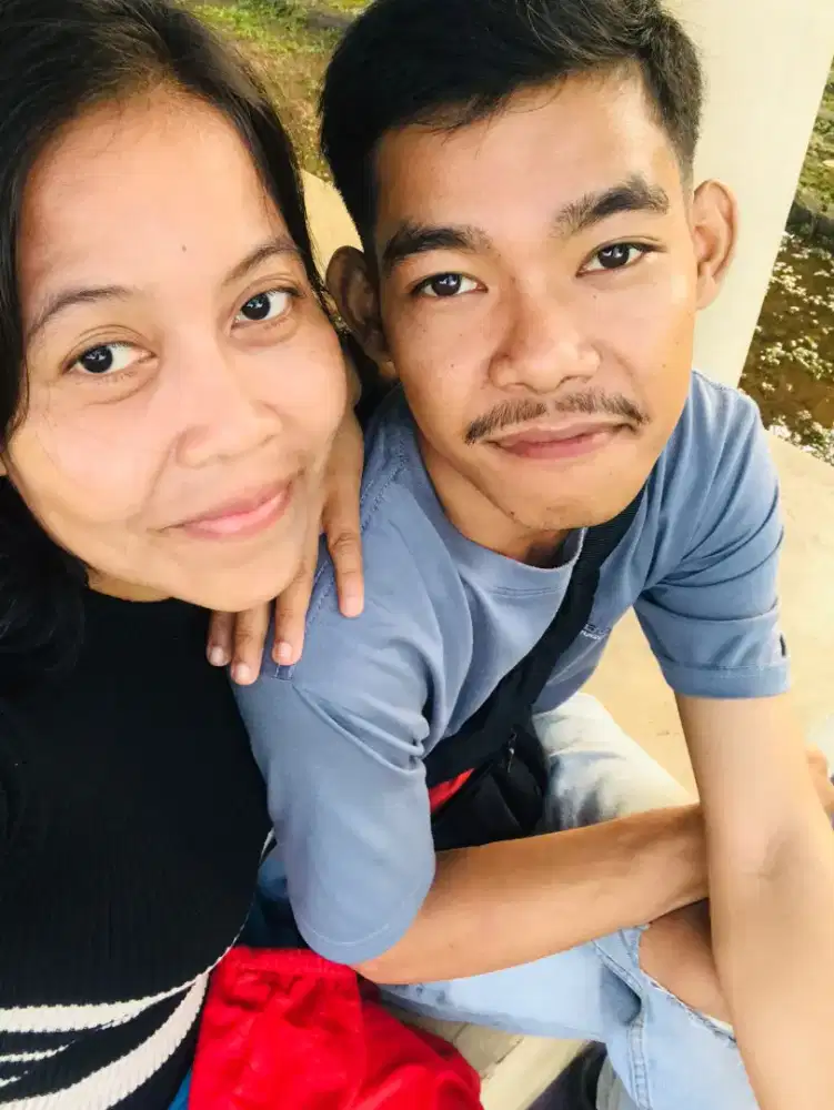 Cari loker suami istri