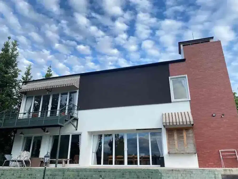 Villa Bandung Full Furnished Best View - Dago