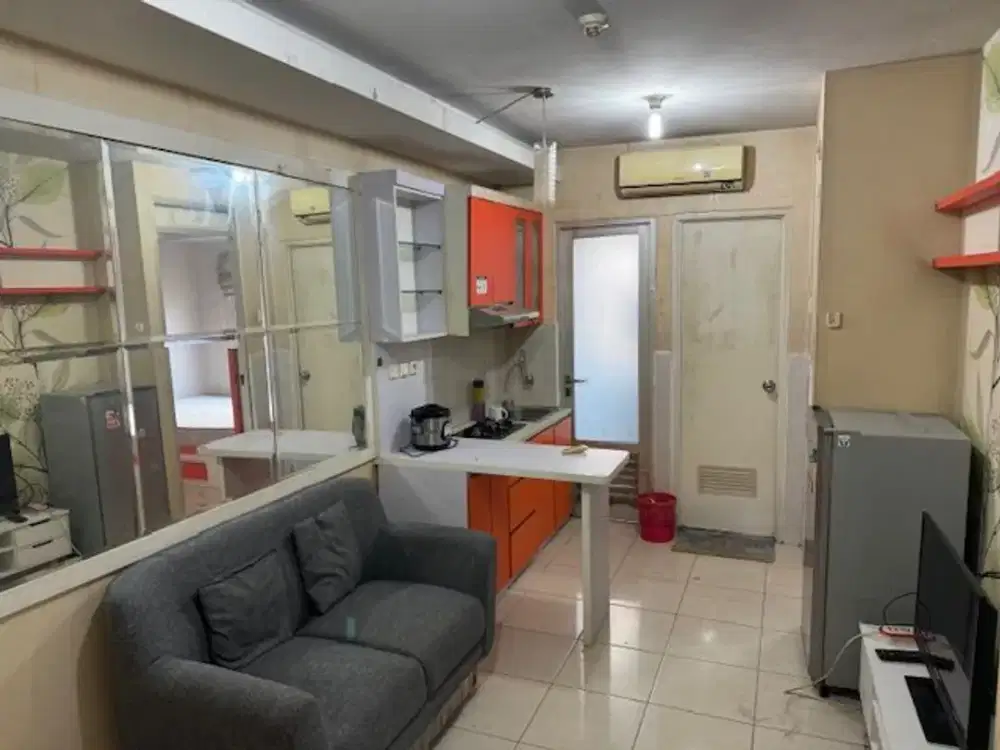 Apartemen Gading Nias 2 Kamar Furnished Tower Emerald Dekat Lift Bulanan