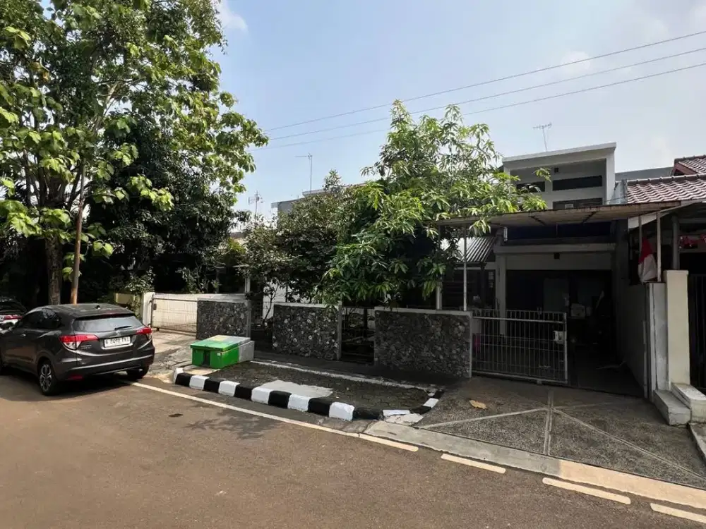 Rumah Dijual Komplek Elite Billymoon Pondok Kelapa