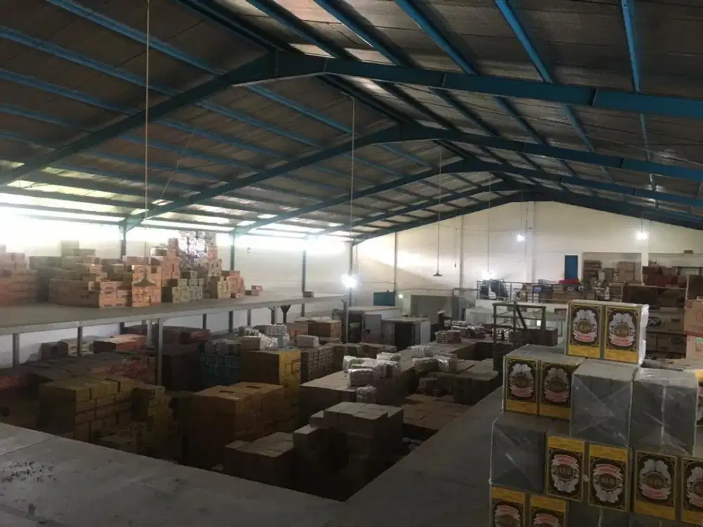 Gudang dan Toko Jl. Soekarno Hatta Bandung