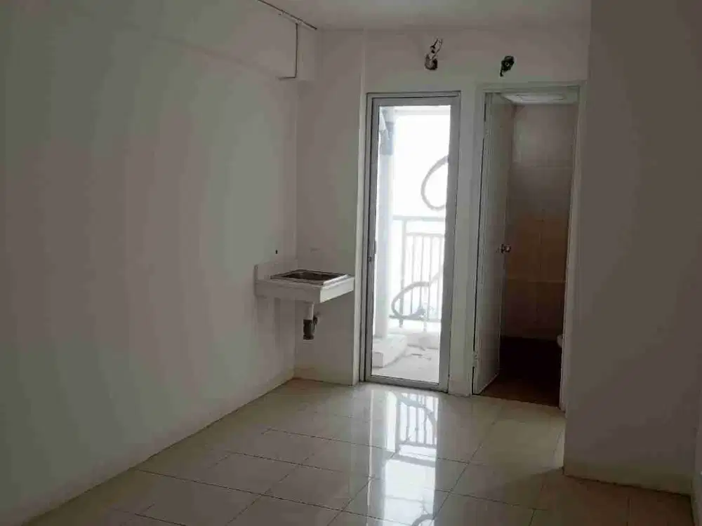 Dijual 2 Bedroom Un furnished Tower H lt. 22