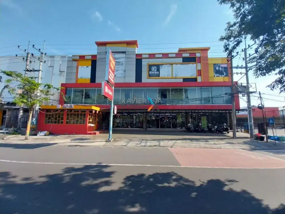 Dijual Toko, Bangunan Komersial, Ruang Usaha di Jalan Hos. Cokroaminoto, Tompokersan Lumajang Kota