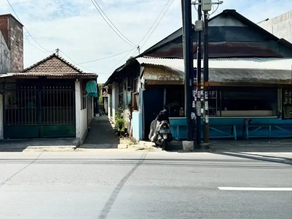 Raya Wiyung Komersial Area dekat Tol, Graha Family , Dian Istana