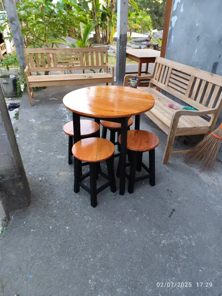 Meja kursi cafe murah