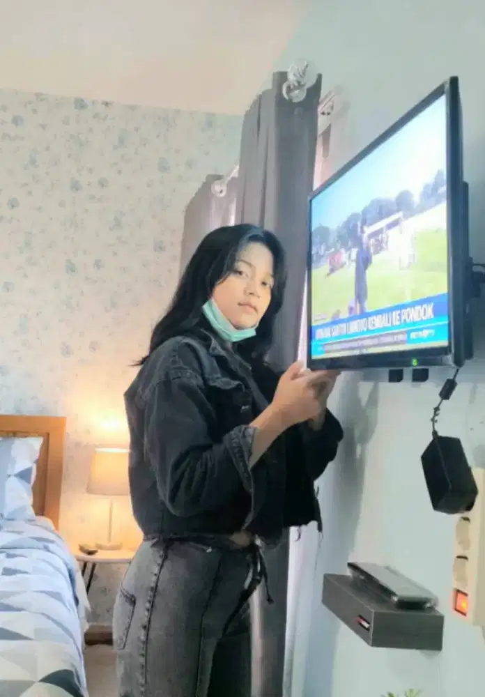 pasang & jual bracket buat gantungan tv led lcd di tembok rapih nyaman